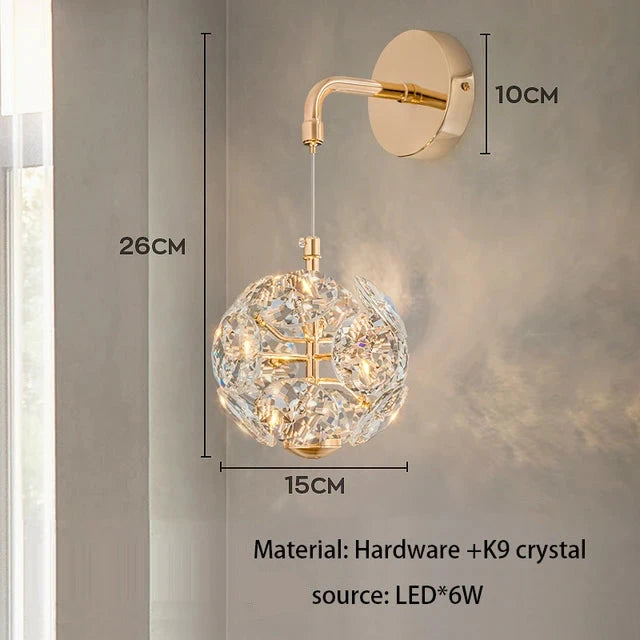 Éclat Astral | Doré et Cristal pour illuminer couloir, chambre avec raffinement - LUSTRINA