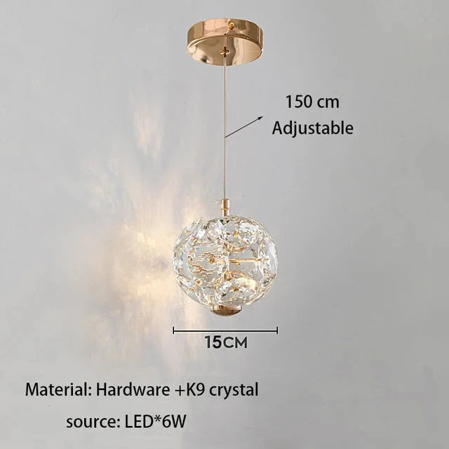 Éclat Astral | Doré et Cristal pour illuminer couloir, chambre avec raffinement - LUSTRINA