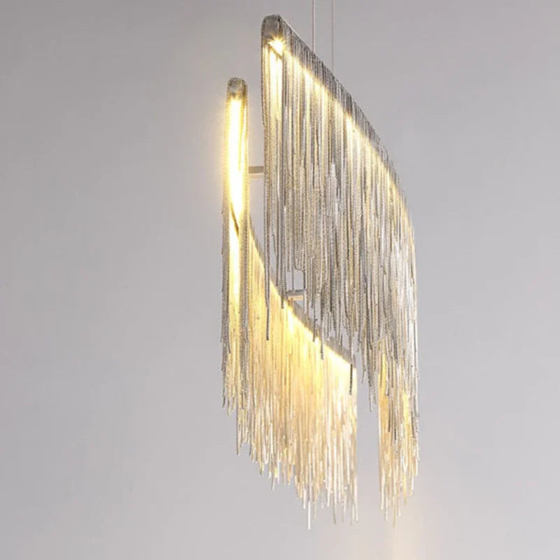 Lustre Aura Luxueuse | Chaînes dorées et abat-jours colorés pour une Ambiance Unique - LUSTRINA