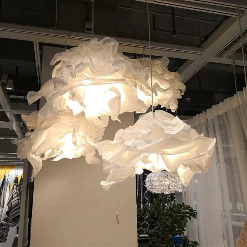 Nubo | Suspension Nuage en Papier et Métal pour Chambre - LUSTRINA