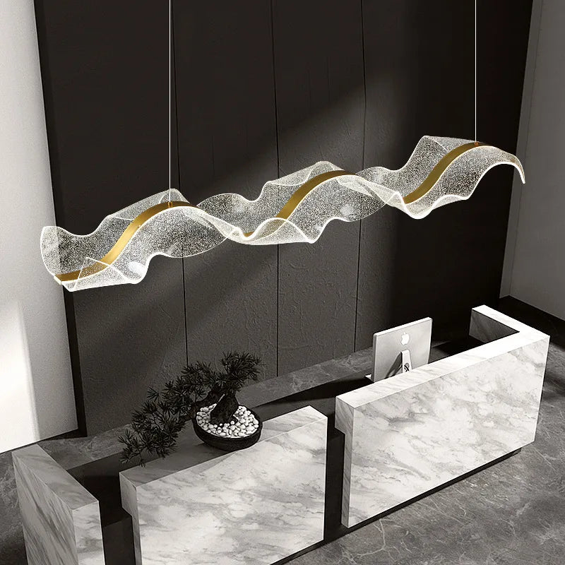 Lustre Fluidité | Luminaire Créatif en Acrylique, Éclairage Moderne pour Cuisine, Bar et Salle à Manger - LUSTRINA